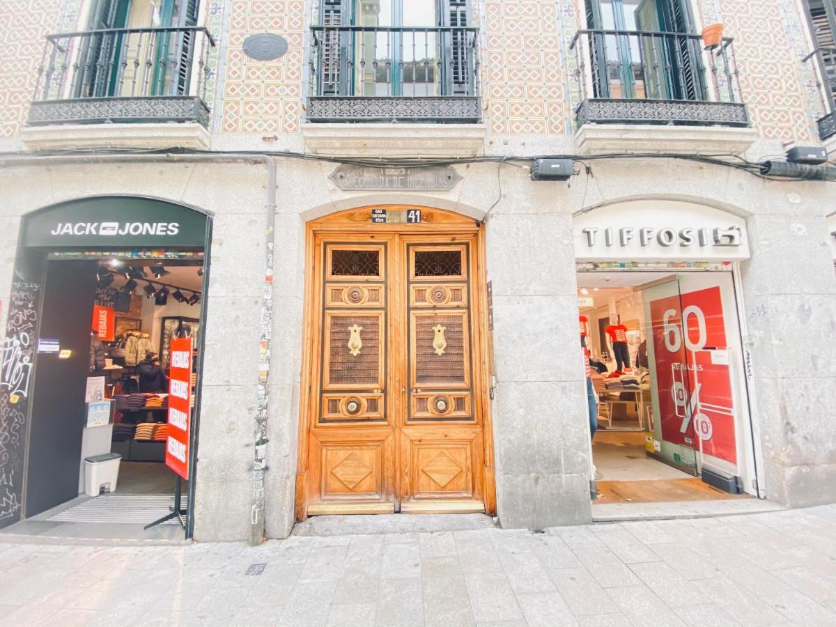 Ch Rayuela Hotel Madrid Exterior photo