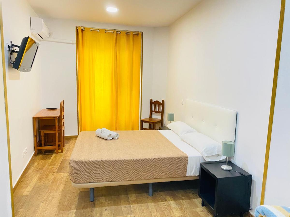 Ch Rayuela Hotel Madrid Exterior photo